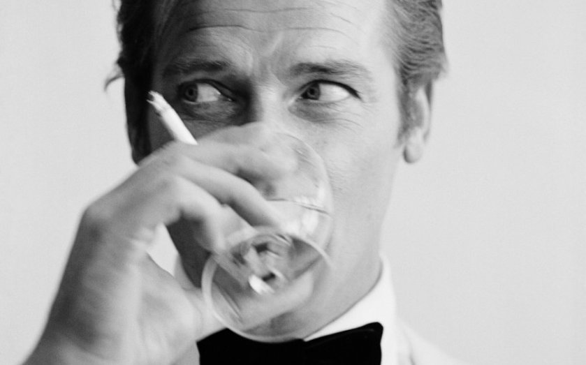 shaken-not-stirred-3322893-56309dde0b882